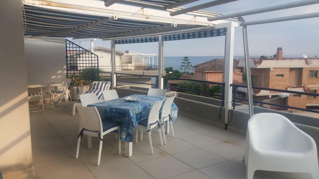 Ipanema Suite Giardini Naxos Eksteriør bilde